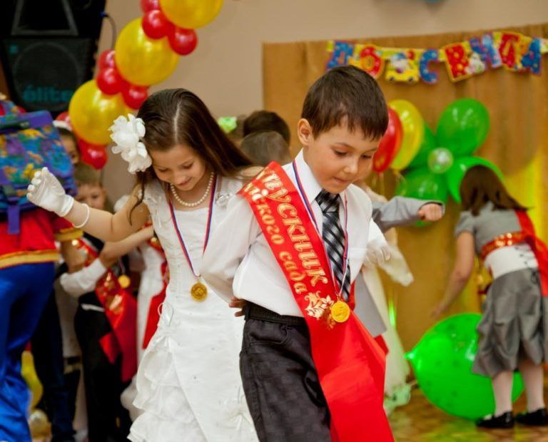 Зайчик и диджей